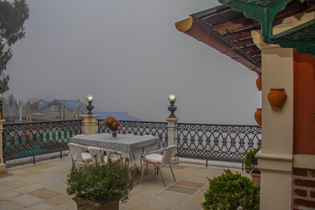 Amritara Luxury Villa Tosca, Гангток Экстерьер фото
