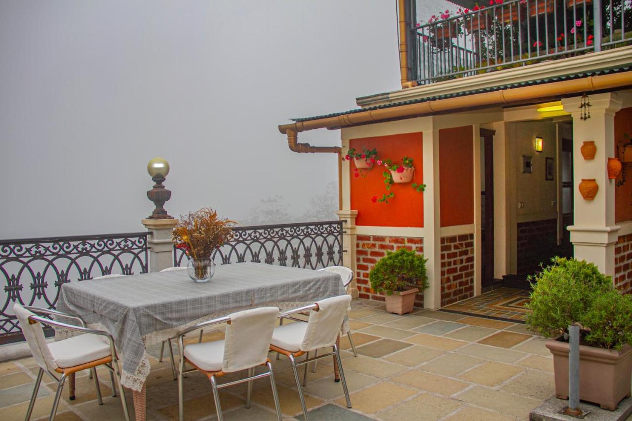Amritara Luxury Villa Tosca, Гангток Экстерьер фото